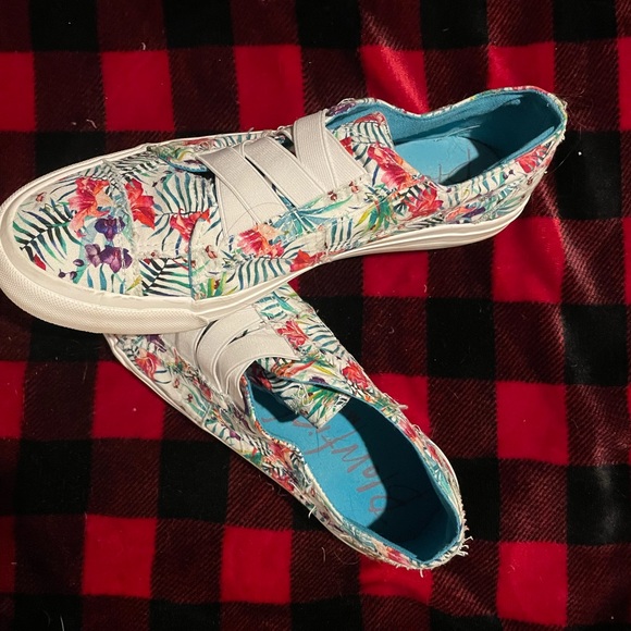 COPY - BLOWFISH Barely worn women’s loafers. - Picture 3 of 8